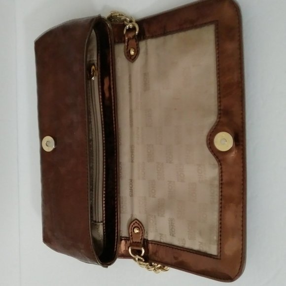 Michael Kors Bronze Shiny Metallic Signature Bag with Gold Chain Strap - Picture 7 of 15